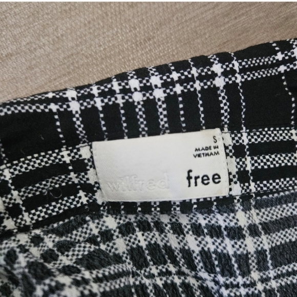 Wilfred Free top Small black white plaid button down crop shirt tie front - Picture 10 of 12